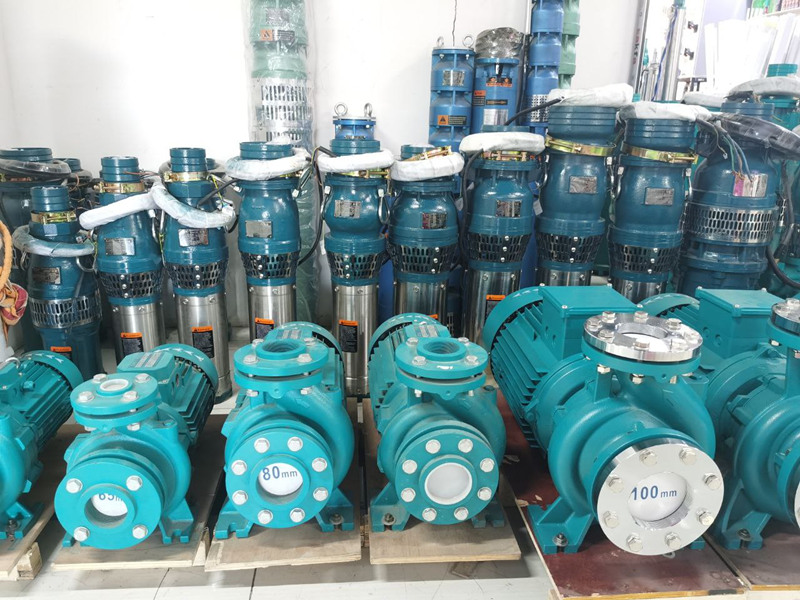 Anda sedang mencari pompa air yang berkualitas dan murah?